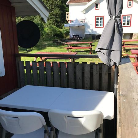 Bjoersjoeas Vildmark - Small Camping Cabin Close To Nature Olofstorp Exteriér fotografie