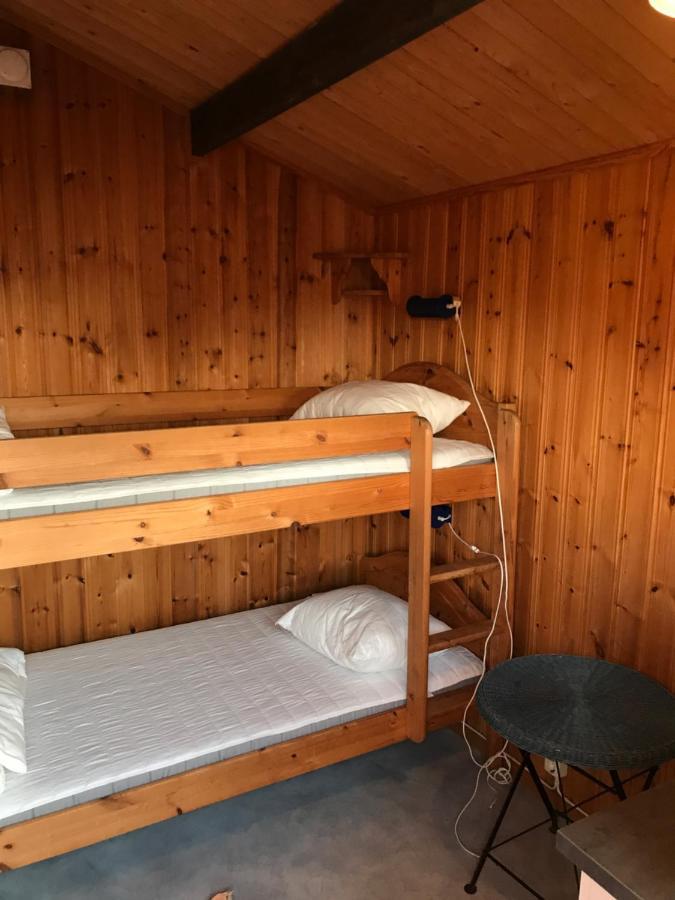 Bjoersjoeas Vildmark - Small Camping Cabin Close To Nature Olofstorp Exteriér fotografie