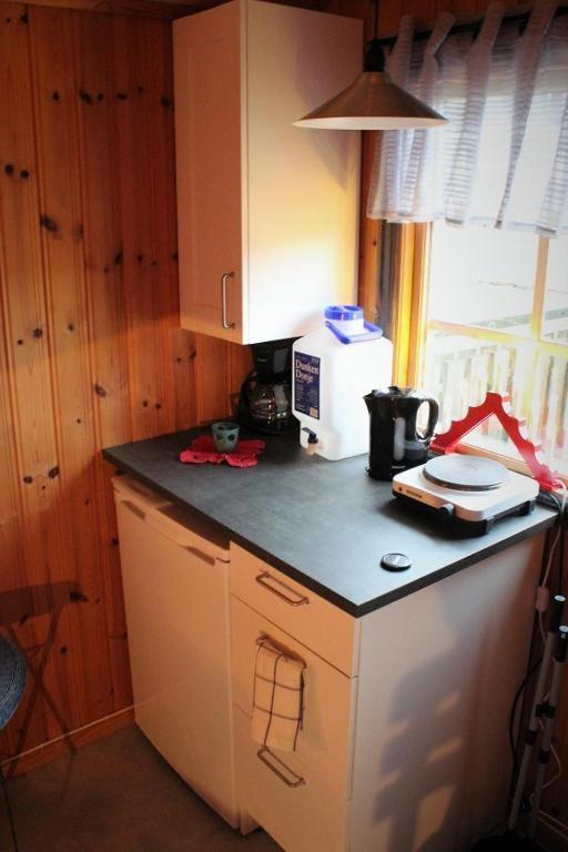 Bjoersjoeas Vildmark - Small Camping Cabin Close To Nature Olofstorp Exteriér fotografie