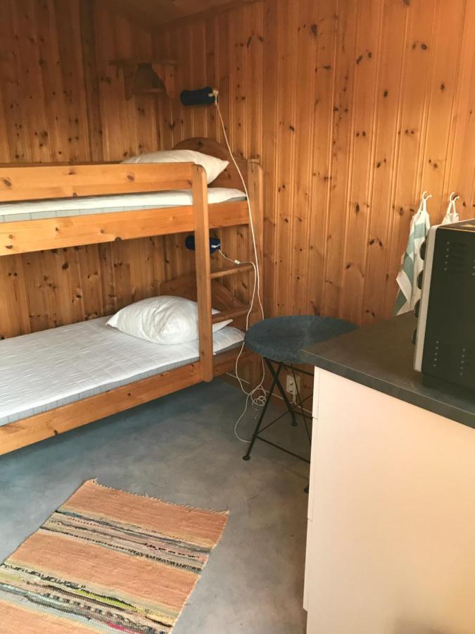 Bjoersjoeas Vildmark - Small Camping Cabin Close To Nature Olofstorp Exteriér fotografie